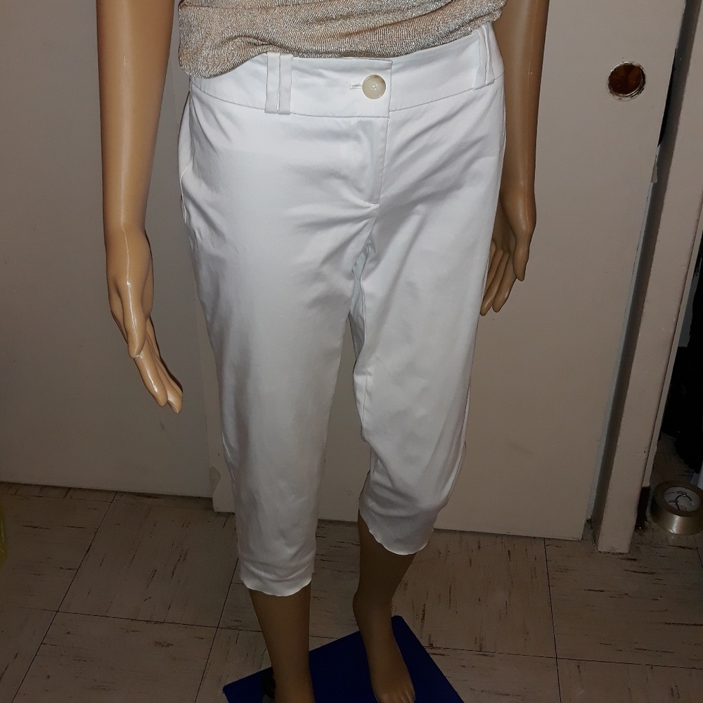 Ann Taylor Loft petites white capris